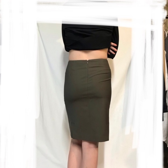 Theory Dresses & Skirts - Theory stretch wool pencil skirt Sz 00